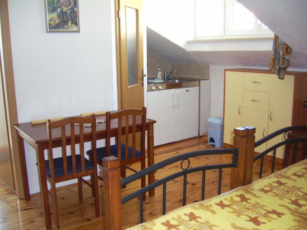 Apartments Villa More Makarska Oda fotoğraf